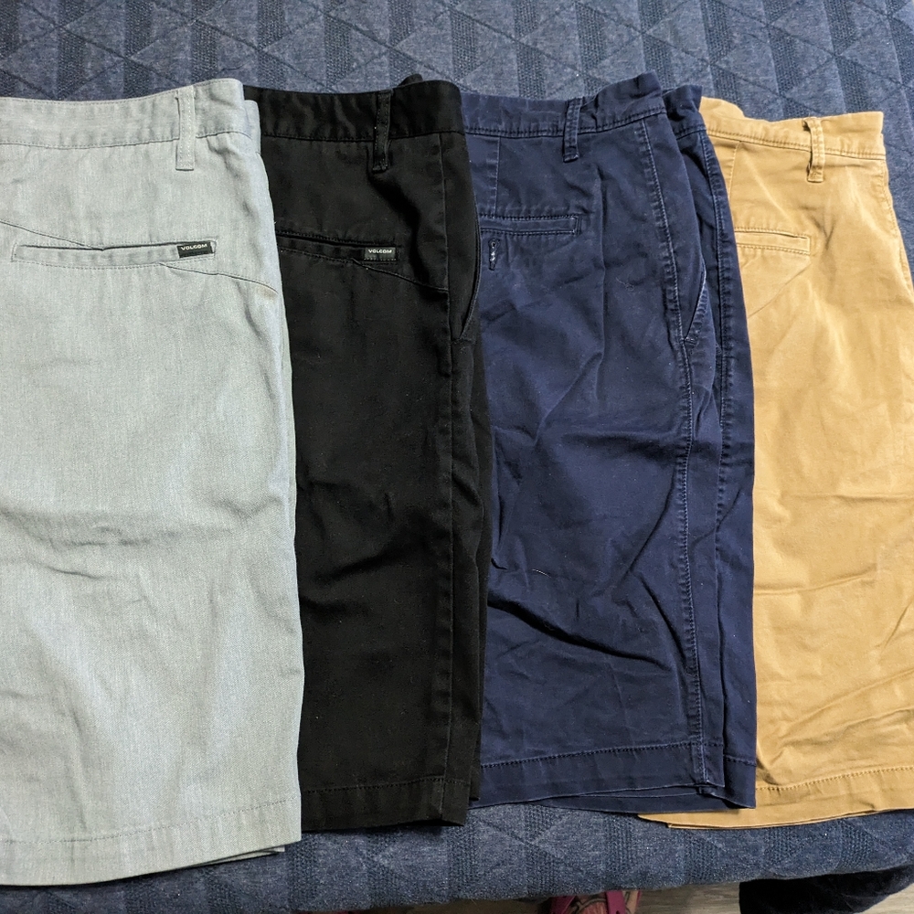 Four size 30 shorts